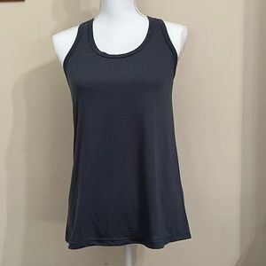 🌟 Athletic Works tank top